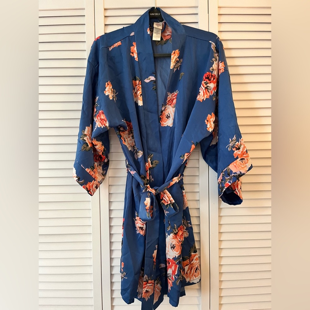 Blue floral short robe XL